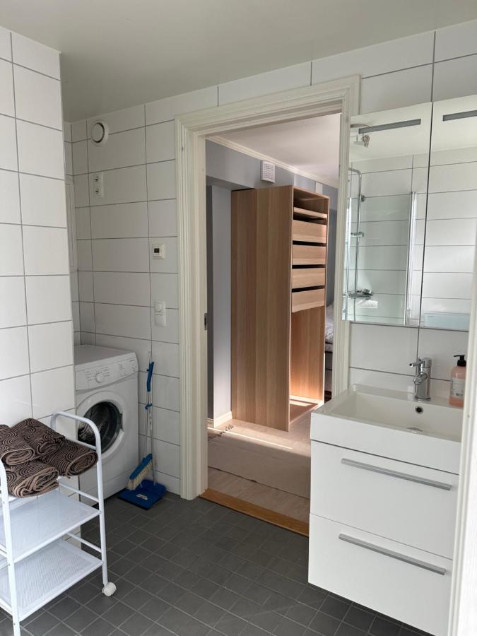 Cosy 2-Rooms Apartment In The City Center Tromsø Buitenkant foto